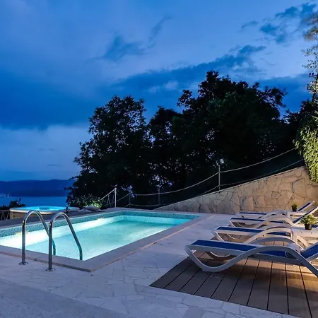 Maruncela With Sea And Island Views, 5 Bedrooms, Private Pool, Gym Lokva Rogoznica