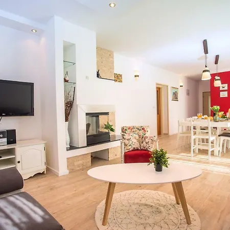 Maruncela With Sea And Island Views, 5 Bedrooms, Private Pool, Gym Villa *